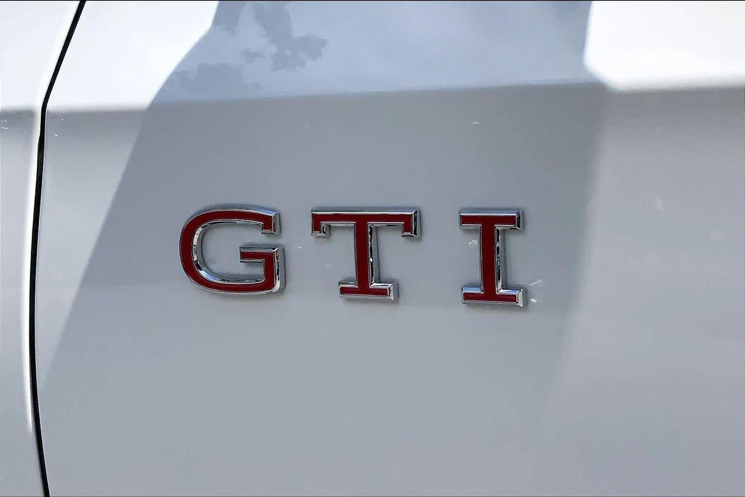 Used 2025 Volkswagen GTI S FWD image 10