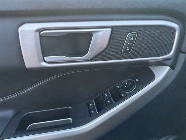 Certified 2023 Ford Explorer XLT w/ Equipment Group 202A image 16