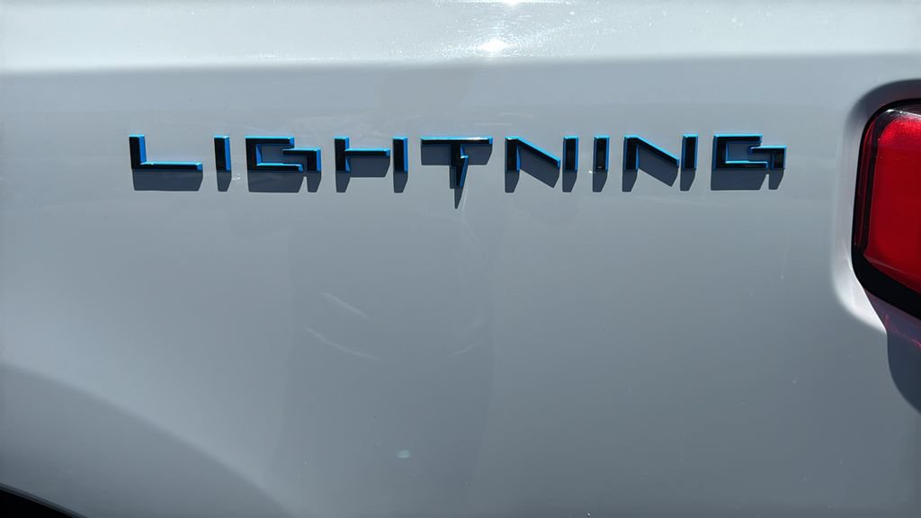 Certified 2023 Ford F150 Lightning Lariat AWD/4WD image 8