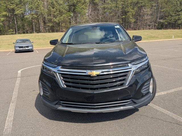 Used 2022 Chevrolet Equinox LT FWD image 2