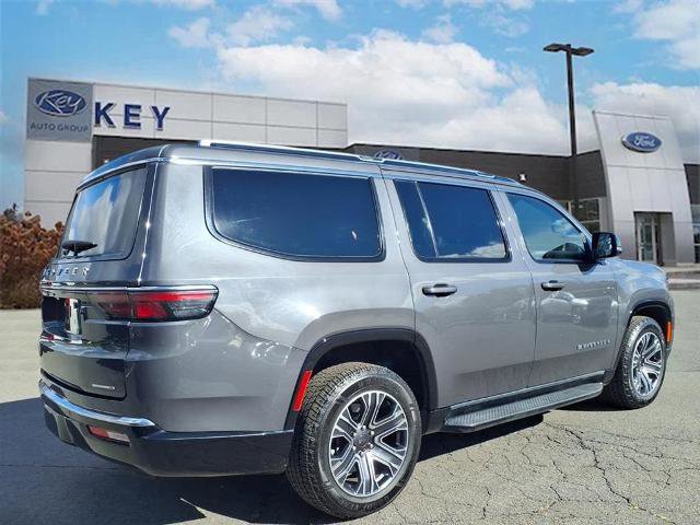 Used 2024 Jeep Wagoneer Series II w/ Flexible Seating Group image 3