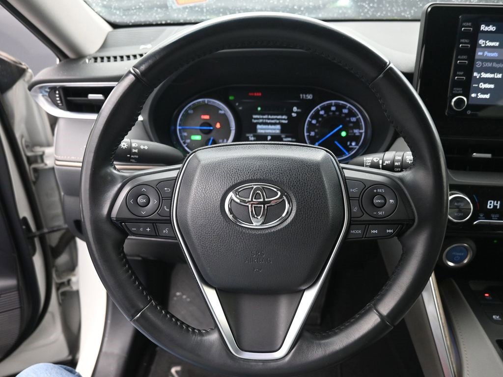 Used 2022 Toyota Venza XLE image 14