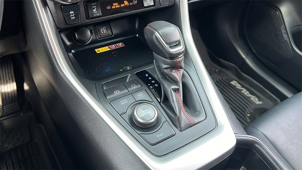 Used 2023 Toyota RAV4 XSE w/ Weather Package image 16