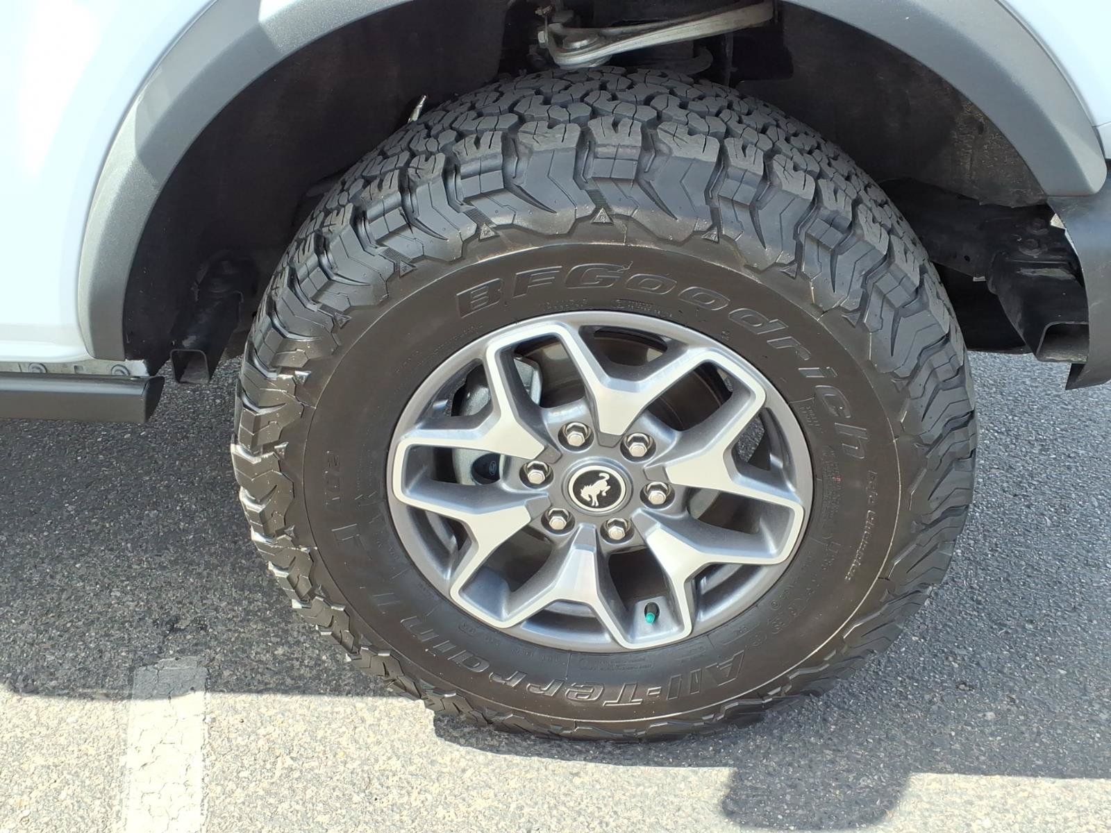 Certified 2025 Ford Bronco Badlands AWD/4WD image 9