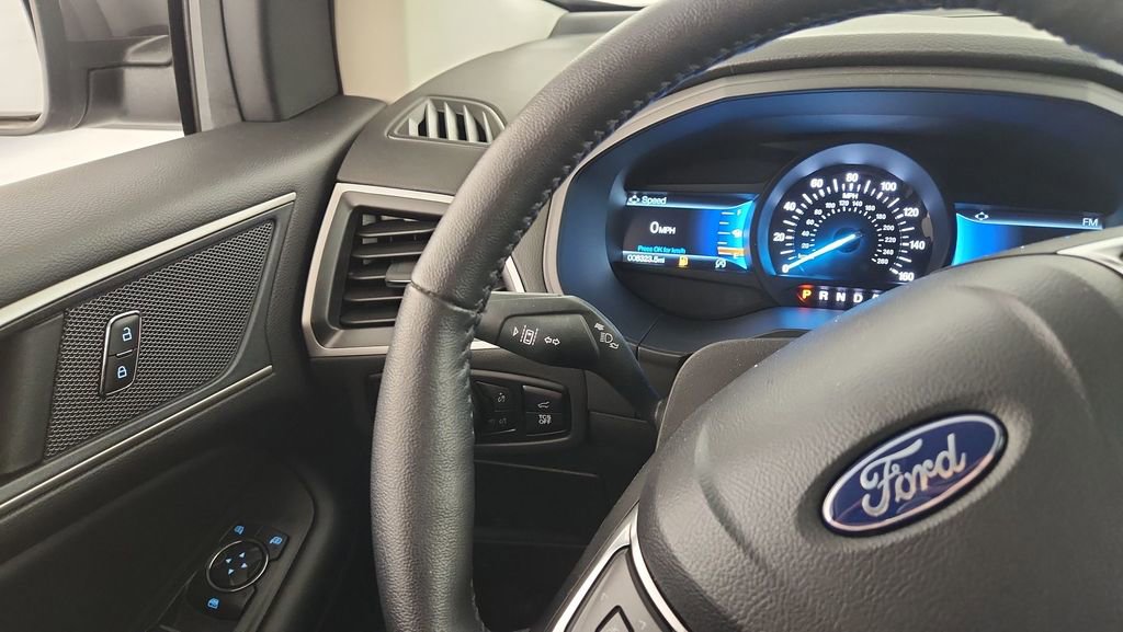 Certified 2024 Ford Edge SEL w/ Convenience Package AWD/4WD image 19
