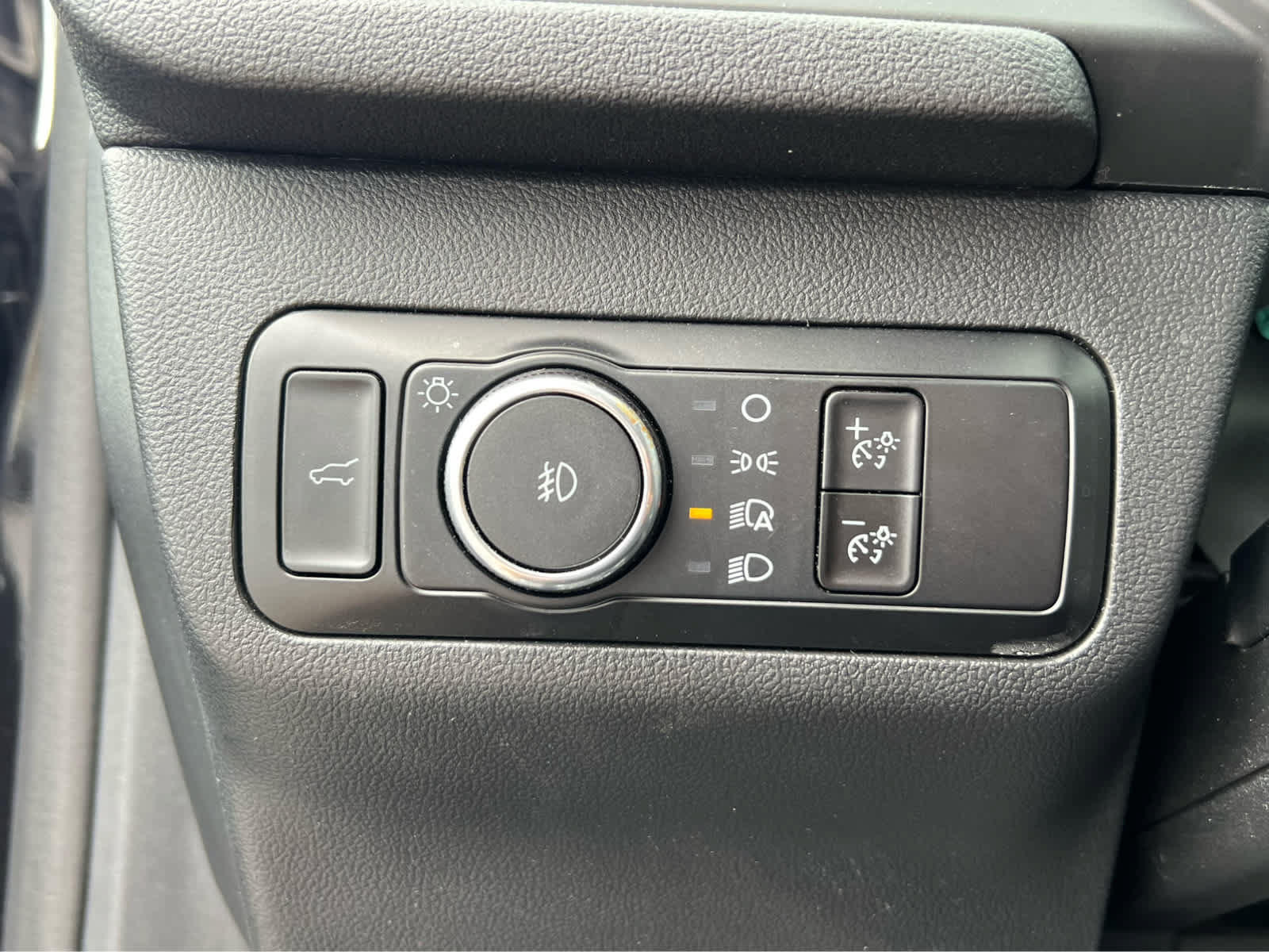 Certified 2025 Ford Escape ST-Line Select AWD/4WD image 31