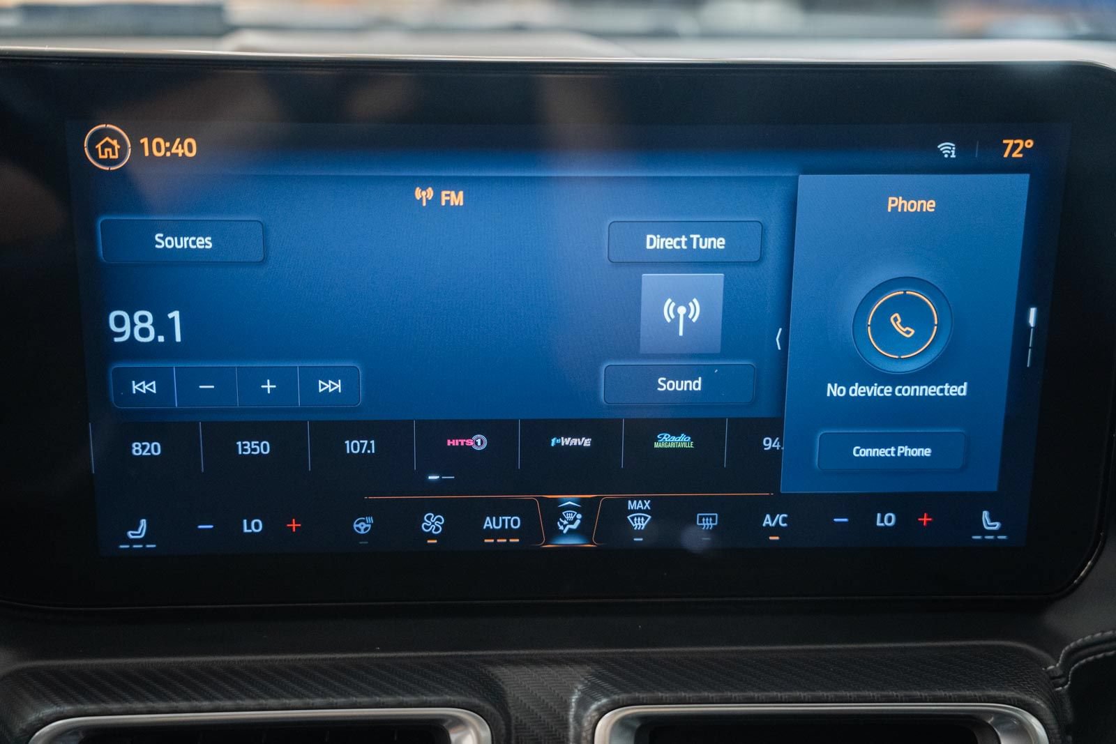 Certified 2025 Ford Mustang Premium RWD image 19