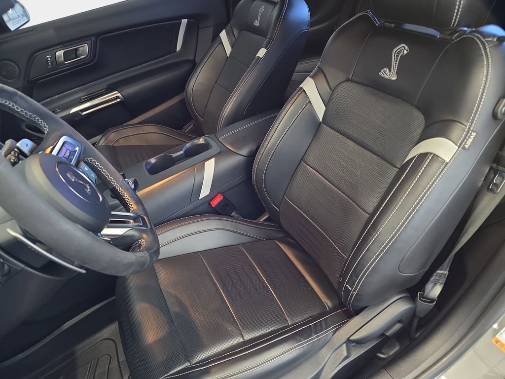 Certified 2021 Ford Mustang Shelby GT500 w/ Technology Package RWD image 13