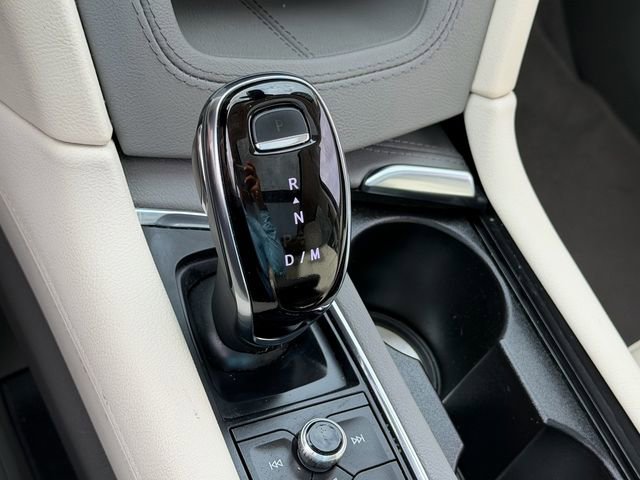 Used 2024 Cadillac XT5 Premium Luxury FWD image 21