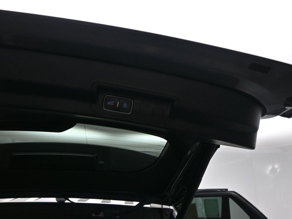 Certified 2022 Ford Explorer XLT image 26