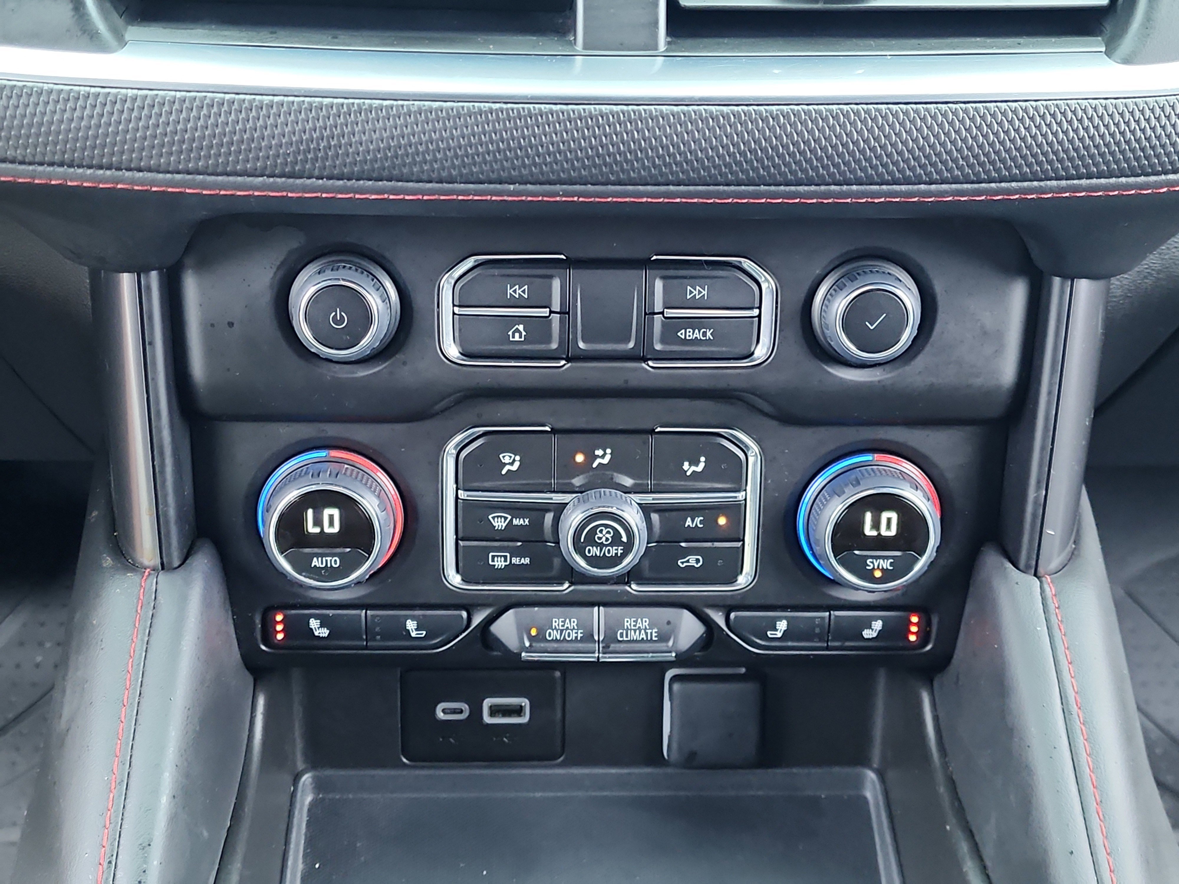 Used 2023 Chevrolet Tahoe RST w/ Luxury Package image 26