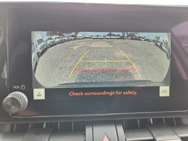 Used 2025 Toyota RAV4 XLE AWD/4WD image 25
