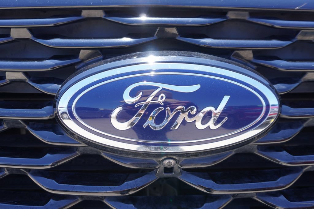 Certified 2023 Ford Explorer ST-Line w/ Class IV Trailer Tow Package RWD image 32