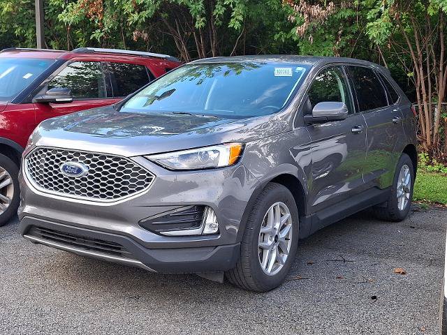 Certified 2024 Ford Edge SEL w/ Convenience Package AWD/4WD image 3