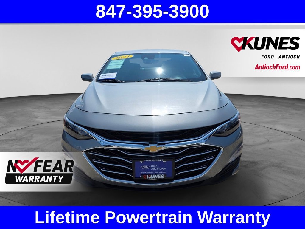 Used 2024 Chevrolet Malibu LT FWD image 2