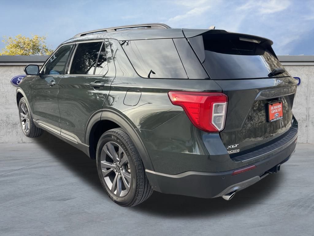 Certified 2024 Ford Explorer XLT w/ Equipment Group 202A image 3