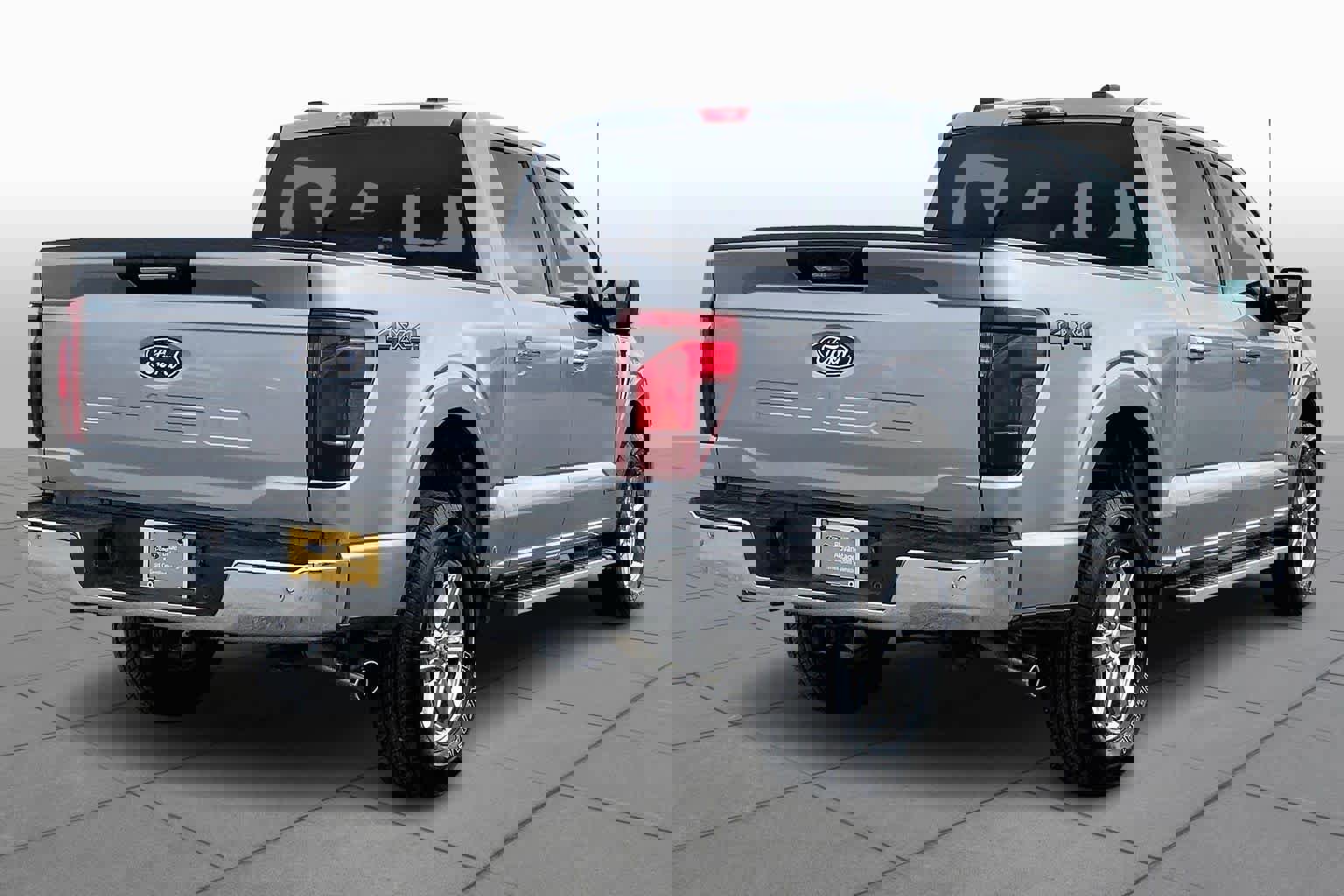 Certified 2024 Ford F150 XLT w/ Mobile Office Package image 3