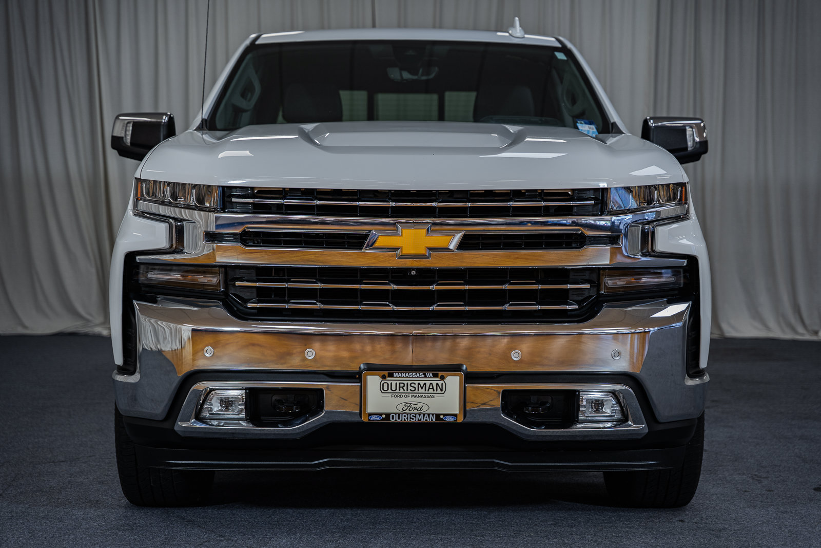 Used 2020 Chevrolet Silverado 1500 LTZ w/ LTZ Premium Package AWD/4WD image 2