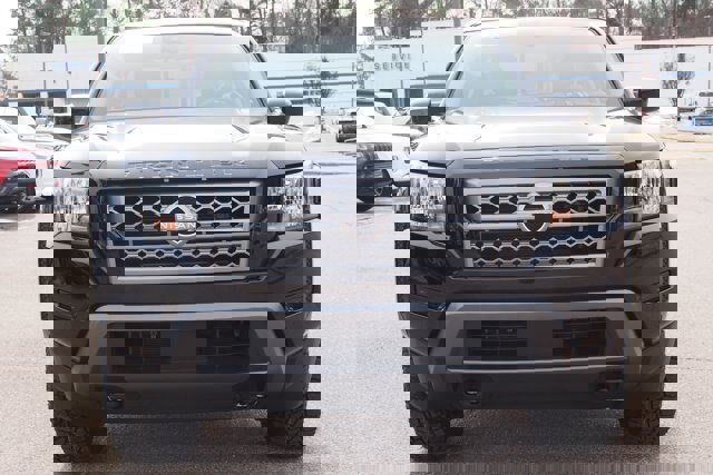 Used 2022 Nissan Frontier SV w/ Technology Package image 8