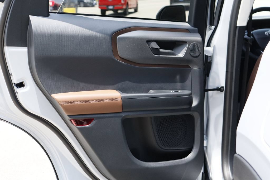 Certified 2026 Ford Bronco Sport Outer Banks w/ Outer Banks Tech Package+ AWD/4WD image 24