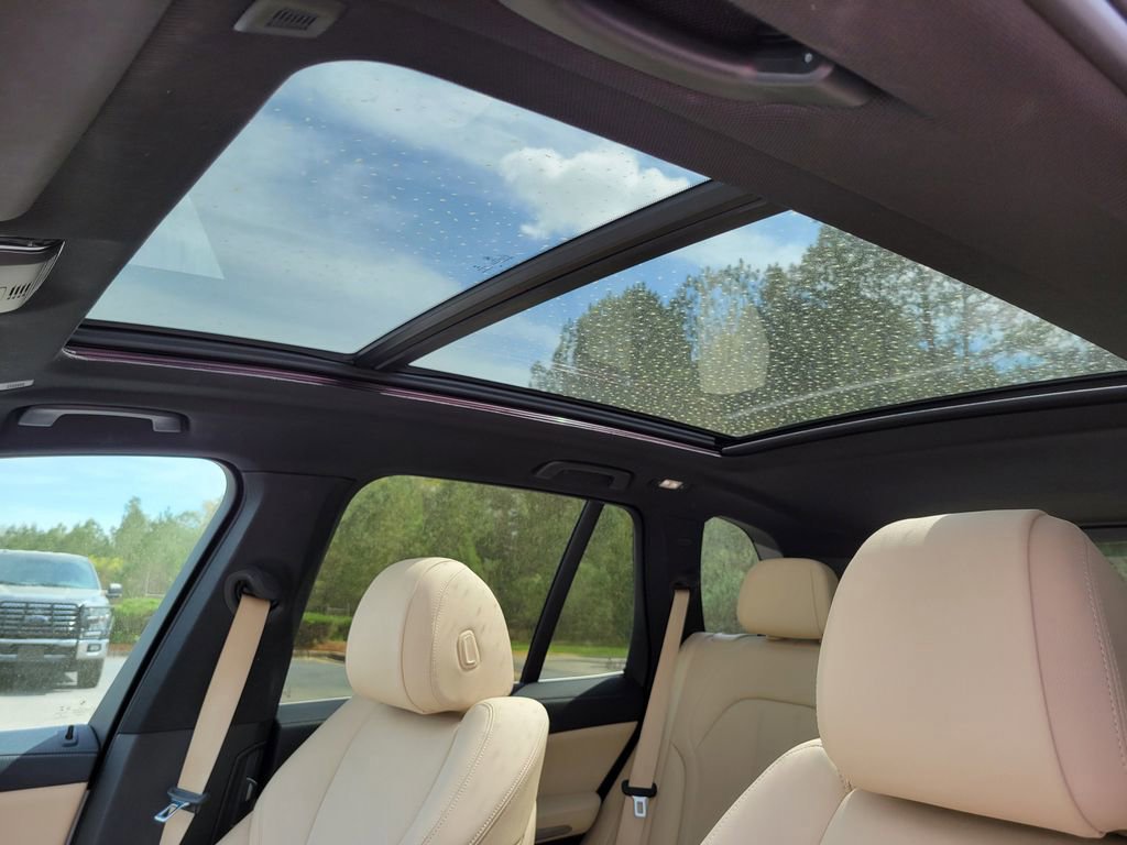 Used 2020 BMW X5 xDrive40i w/ Premium Package image 24