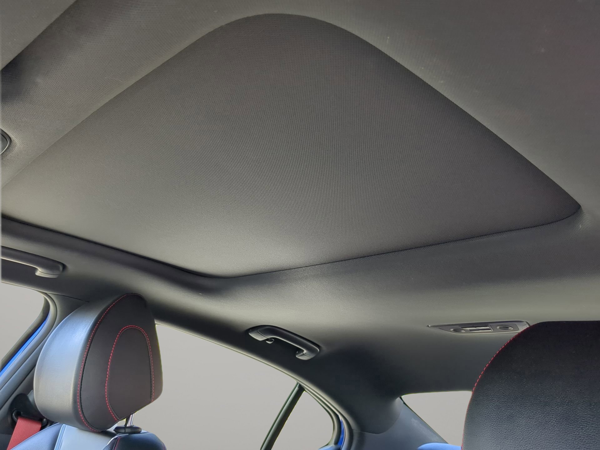 Used 2023 Genesis G70 2.0T w/ Sport Prestige Package image 44