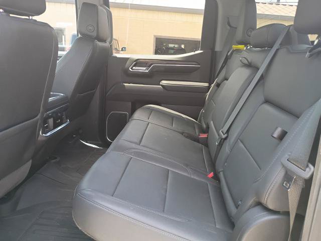 Used 2023 GMC Sierra 1500 SLT AWD/4WD image 23
