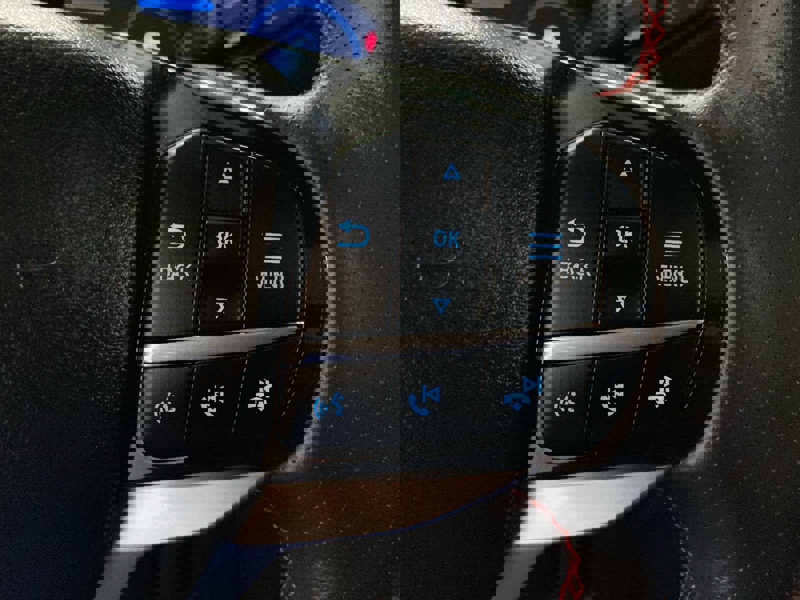 Certified 2025 Ford Explorer ST image 21