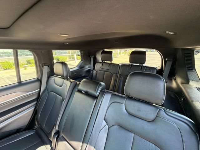 Used 2023 Jeep Grand Cherokee L Overland AWD/4WD image 15