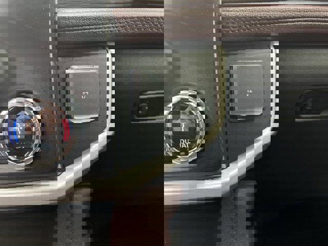 Certified 2023 Ford Expedition Limited image 28