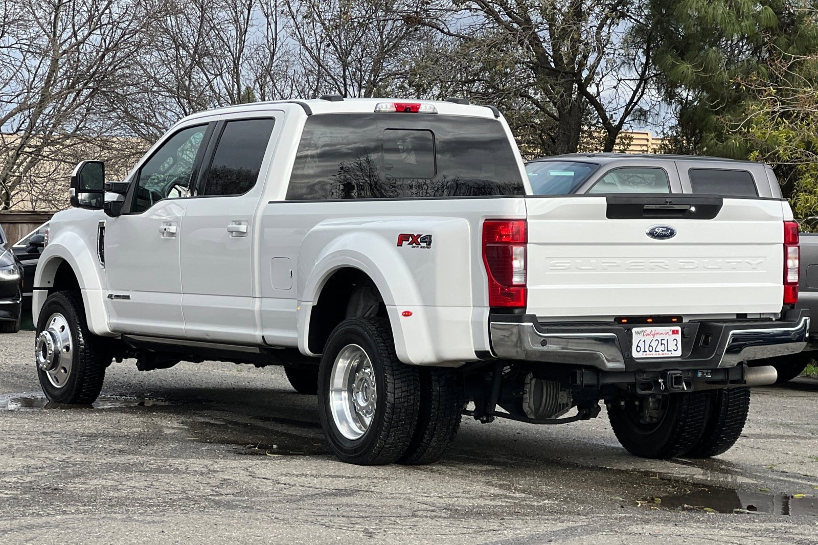 Certified 2022 Ford F450 Lariat w/ Lariat Ultimate Package image 6