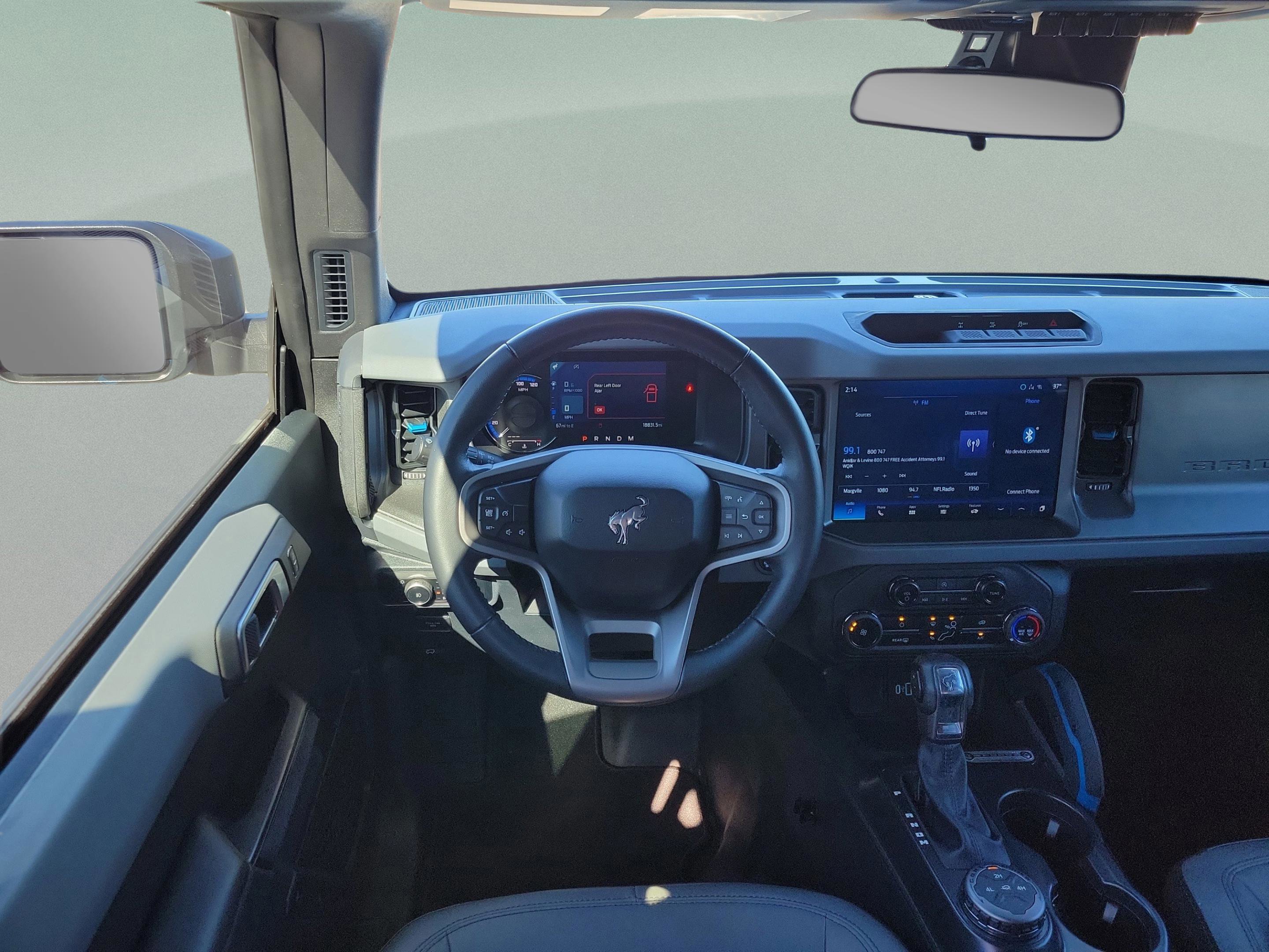 Certified 2024 Ford Bronco Black Diamond image 14