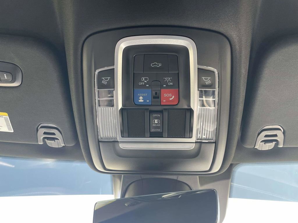 Used 2022 RAM 1500 Limited AWD/4WD image 28