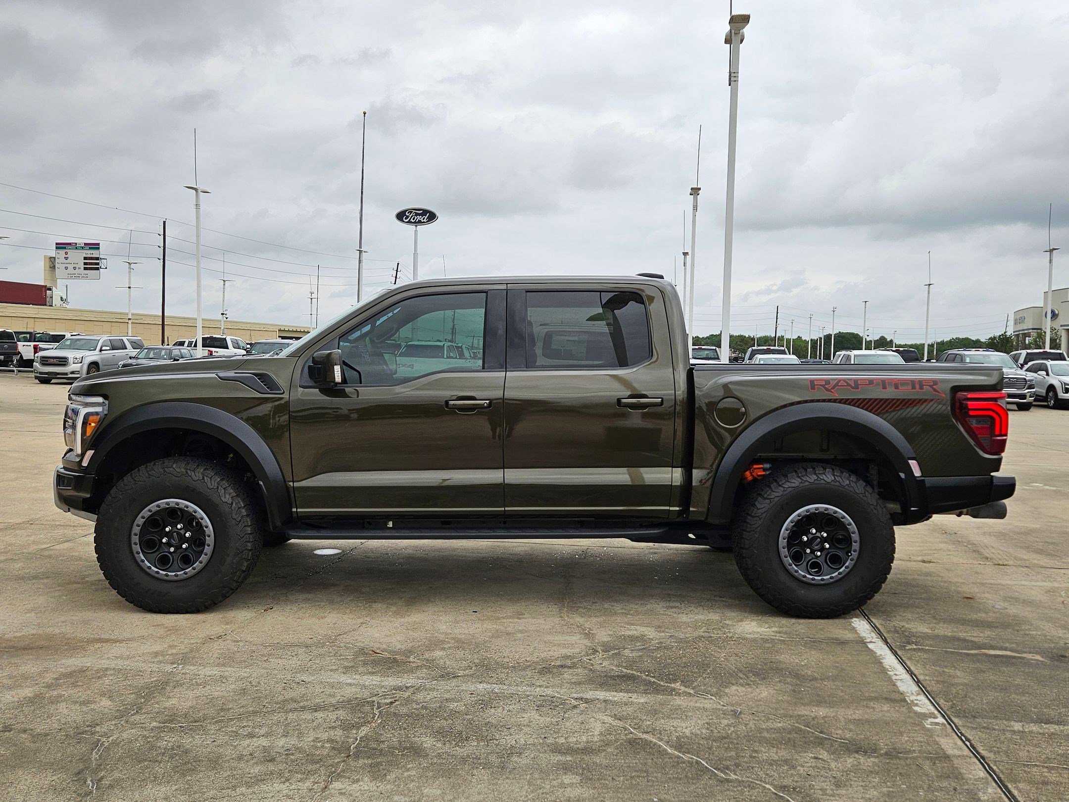 Certified 2025 Ford F150 Raptor AWD/4WD image 9