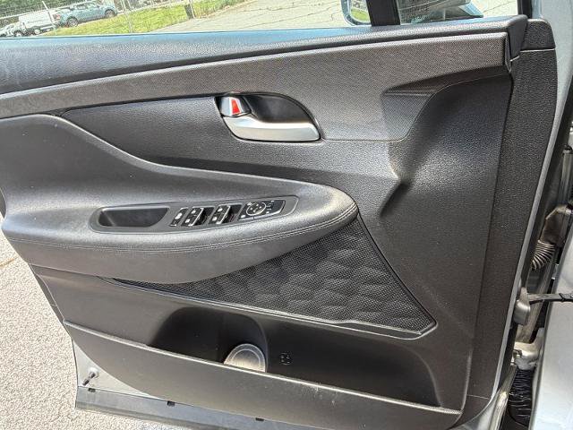Used 2022 Hyundai Santa Fe XRT FWD image 17