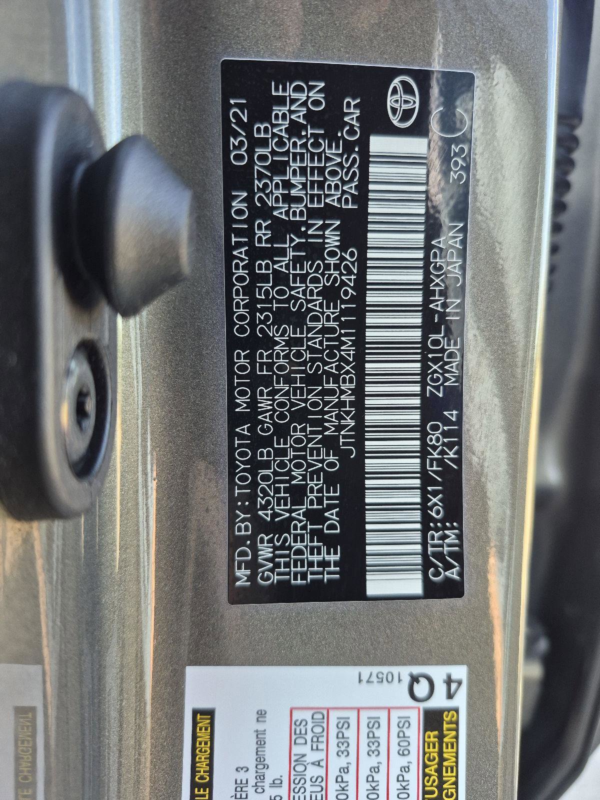 Used 2021 Toyota C-HR XLE image 27