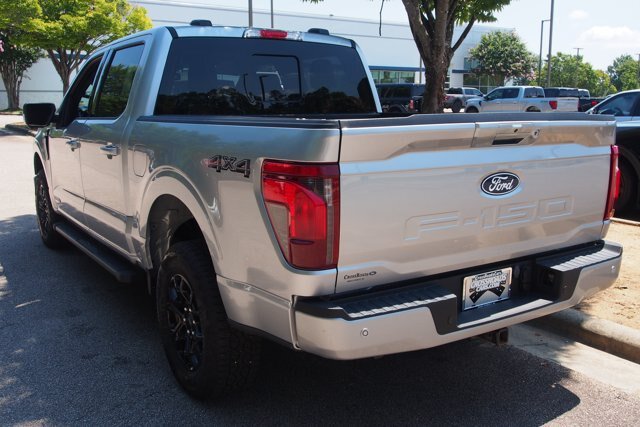 Certified 2024 Ford F150 XLT w/ Equipment Group 302A MID AWD/4WD image 5
