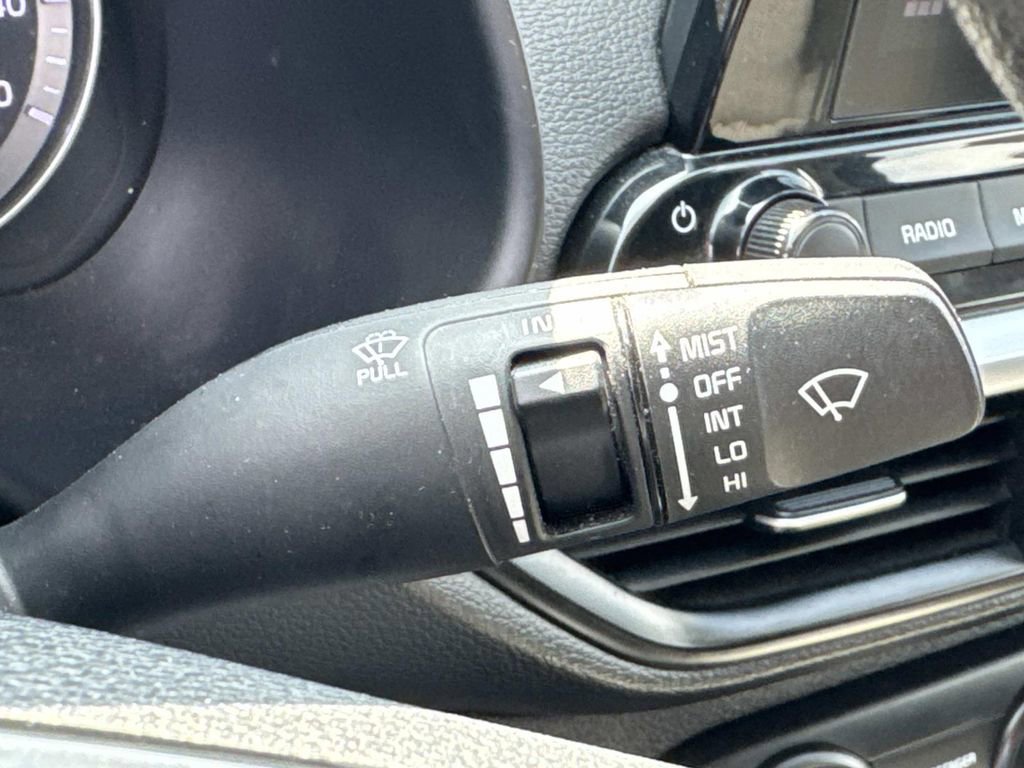 Used 2024 Kia Forte LXS image 31