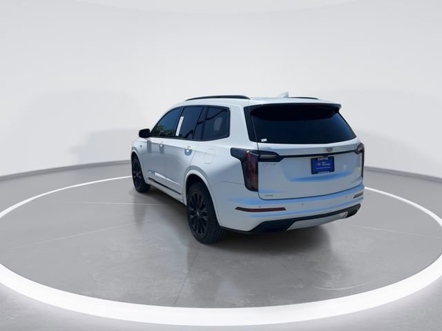 Used 2021 Cadillac XT6 Sport w/ LPO, ONYX Package AWD/4WD image 4
