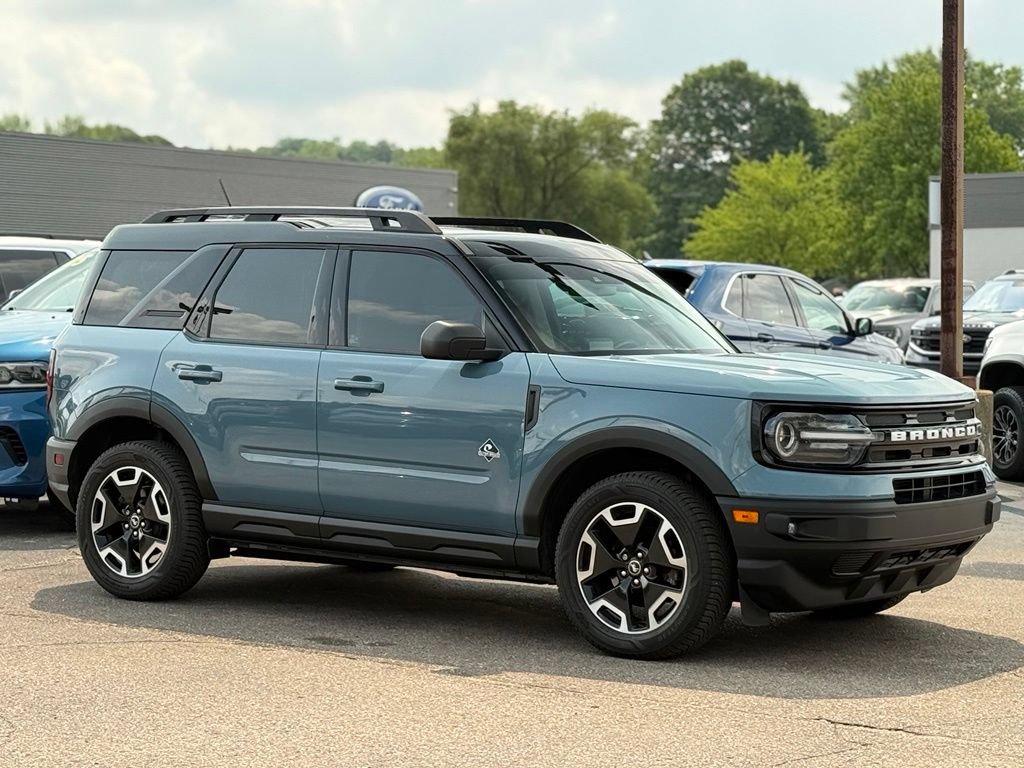 Certified 2022 Ford Bronco Sport Outer Banks w/ Tech Package AWD/4WD image 24