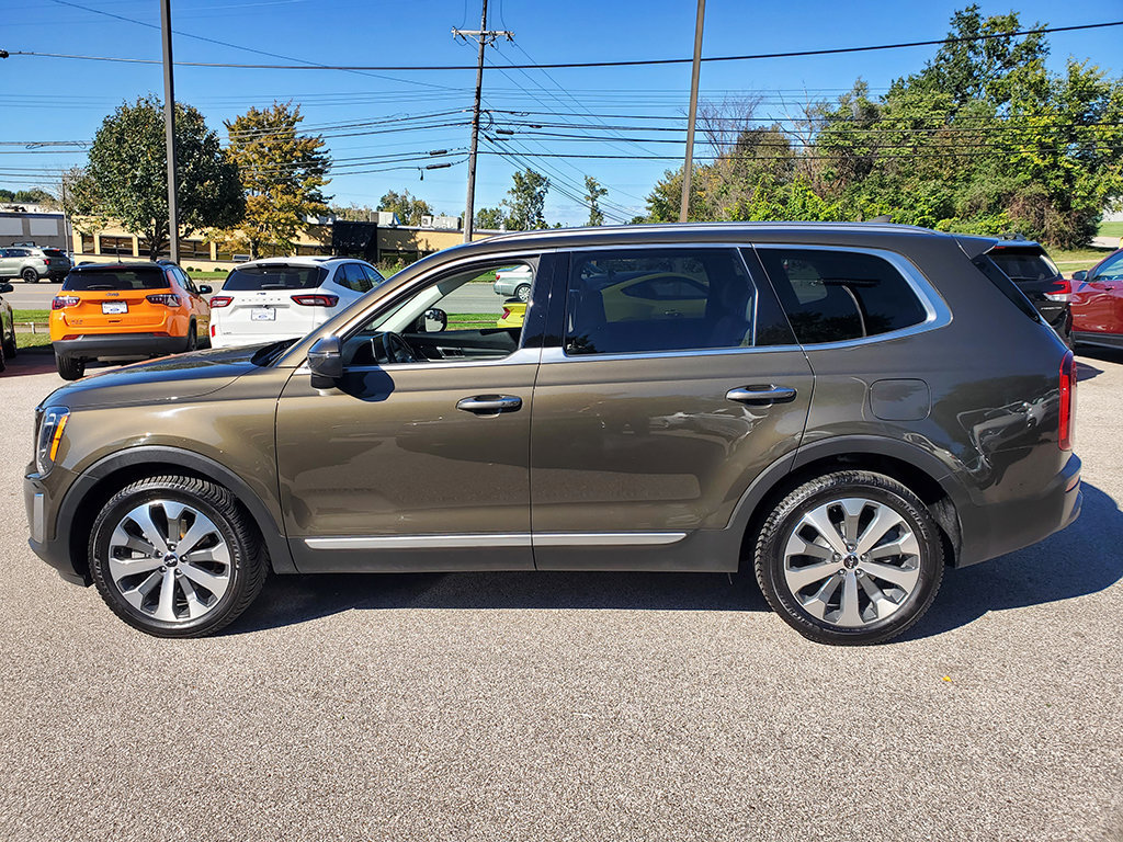 Used 2022 Kia Telluride S AWD/4WD image 9