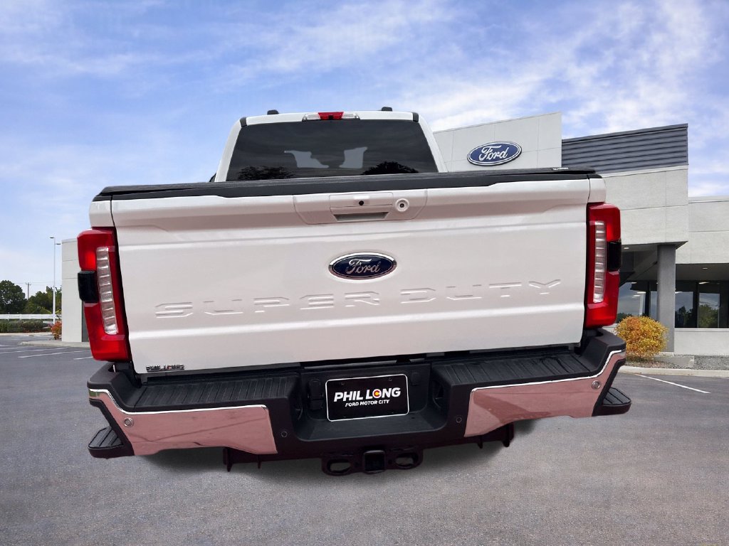 Certified 2025 Ford F250 Lariat AWD/4WD image 7