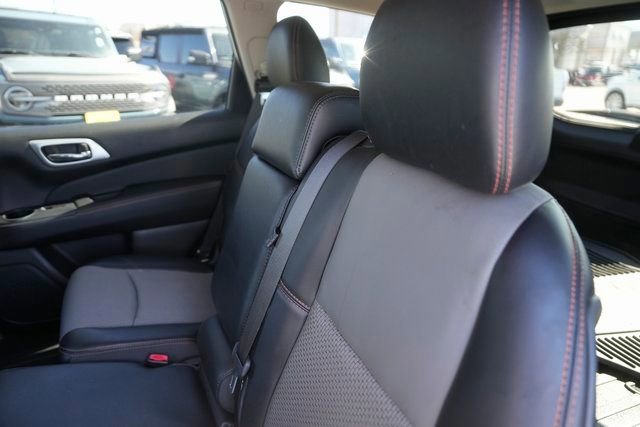 Used 2019 Nissan Pathfinder SV w/ Rock Creek Edition image 13