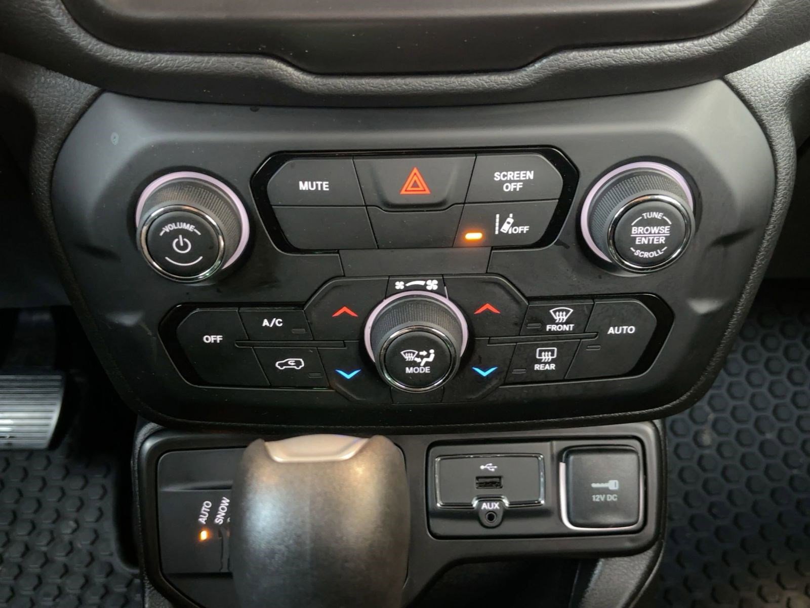 Used 2022 Jeep Renegade Latitude image 16