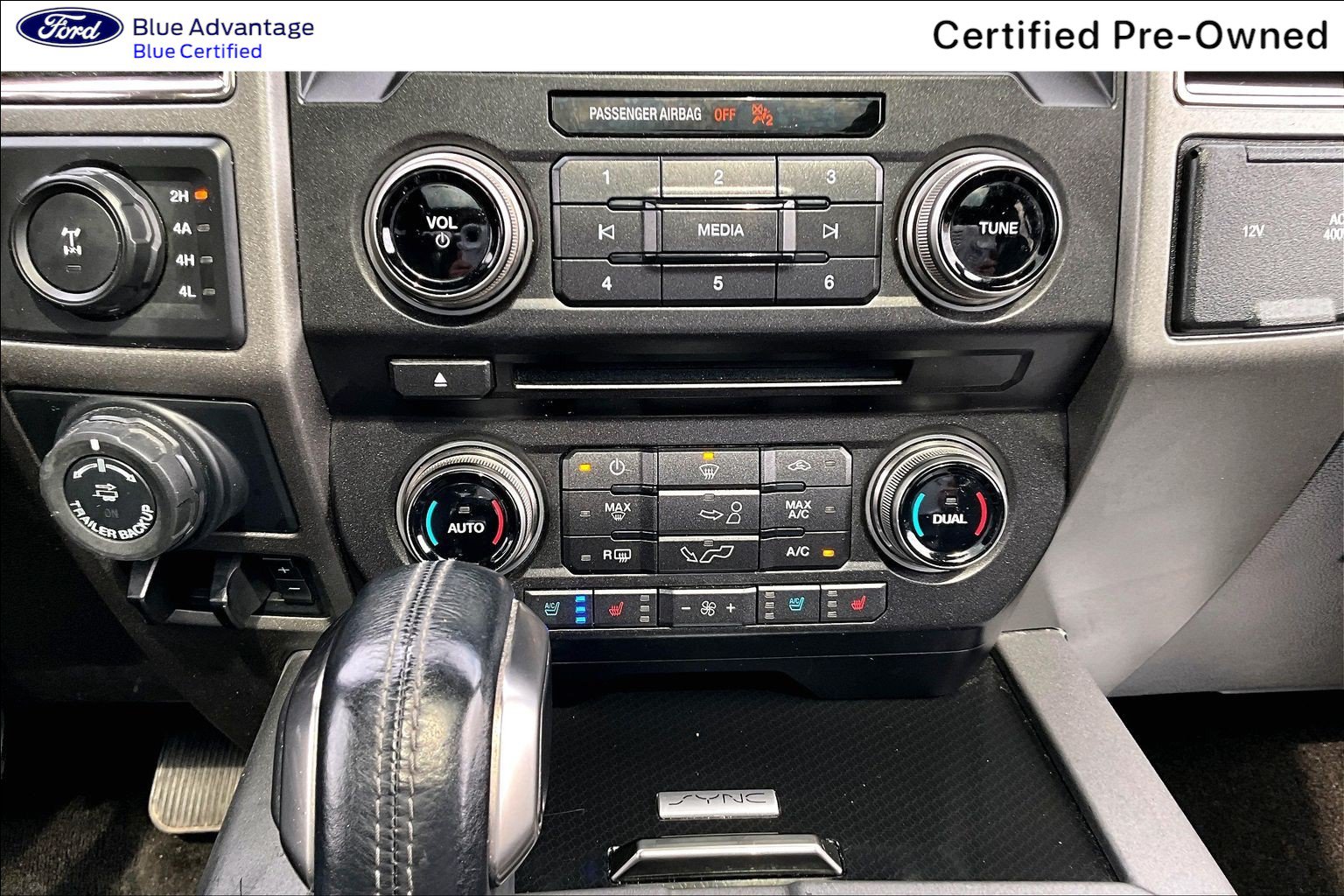 Certified 2017 Ford F150 Raptor w/ Equipment Group 802A Luxury AWD/4WD image 33