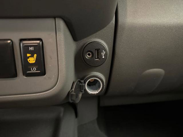 Used 2020 Nissan Frontier SV w/ Midnight Edition Floor Mats image 29