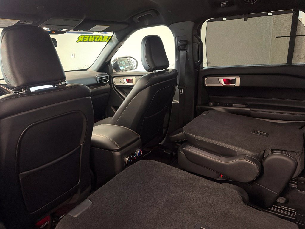Certified 2020 Ford Explorer Limited w/ Hybrid Equipment Group 310A AWD/4WD image 27