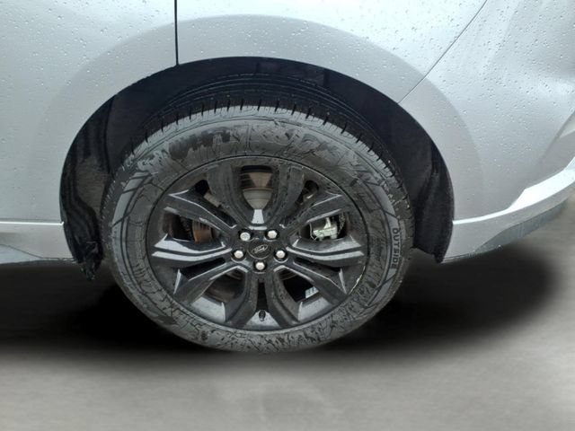Certified 2024 Ford Edge SE w/ Black Appearance Package AWD/4WD image 8