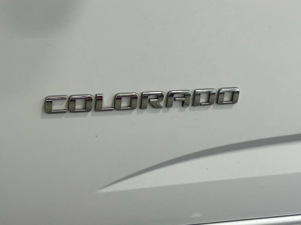 Used 2019 Chevrolet Colorado W/T w/ WT Convenience Package RWD image 17