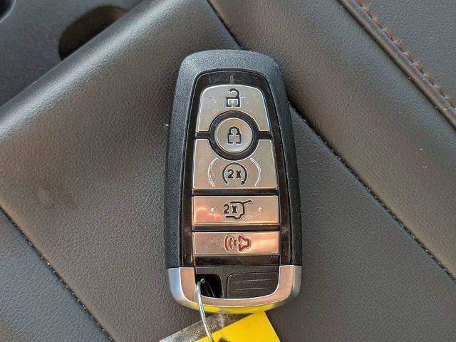 Certified 2025 Ford Expedition Active AWD/4WD image 35
